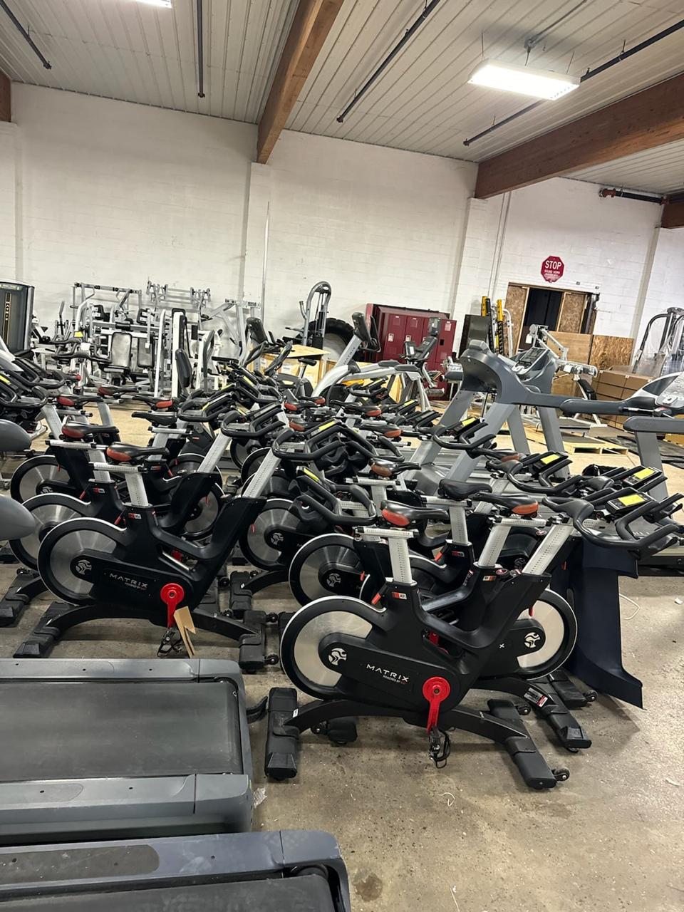 Pack of 15 Matrix IC7 Spinning Bikes – Gym & Professional Coaching