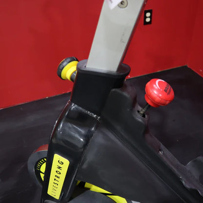 🚴‍♂️ LIVESTRONG Spinning Bike – Indoor Bike Pro